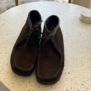 Men Clarks Wallabees leather suede size 13